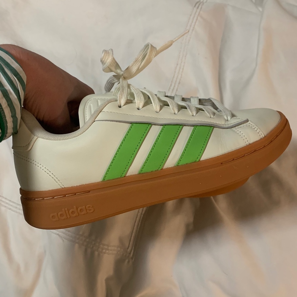 Adidas Grand Court Alpha - Women’s 8.5